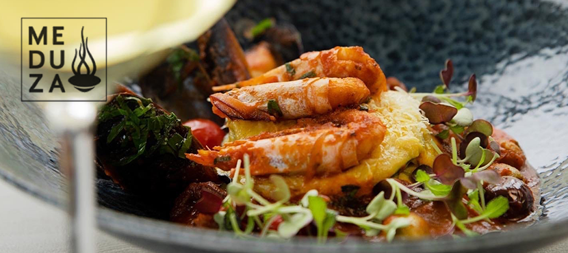 Кафе средиземноморской и азиатской кухни MEDUZA Seafood&Wine